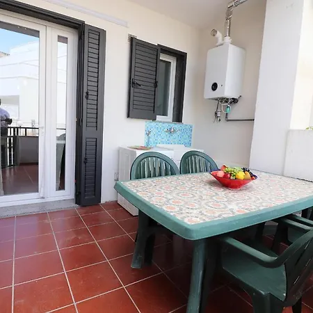 Carlottas House In *